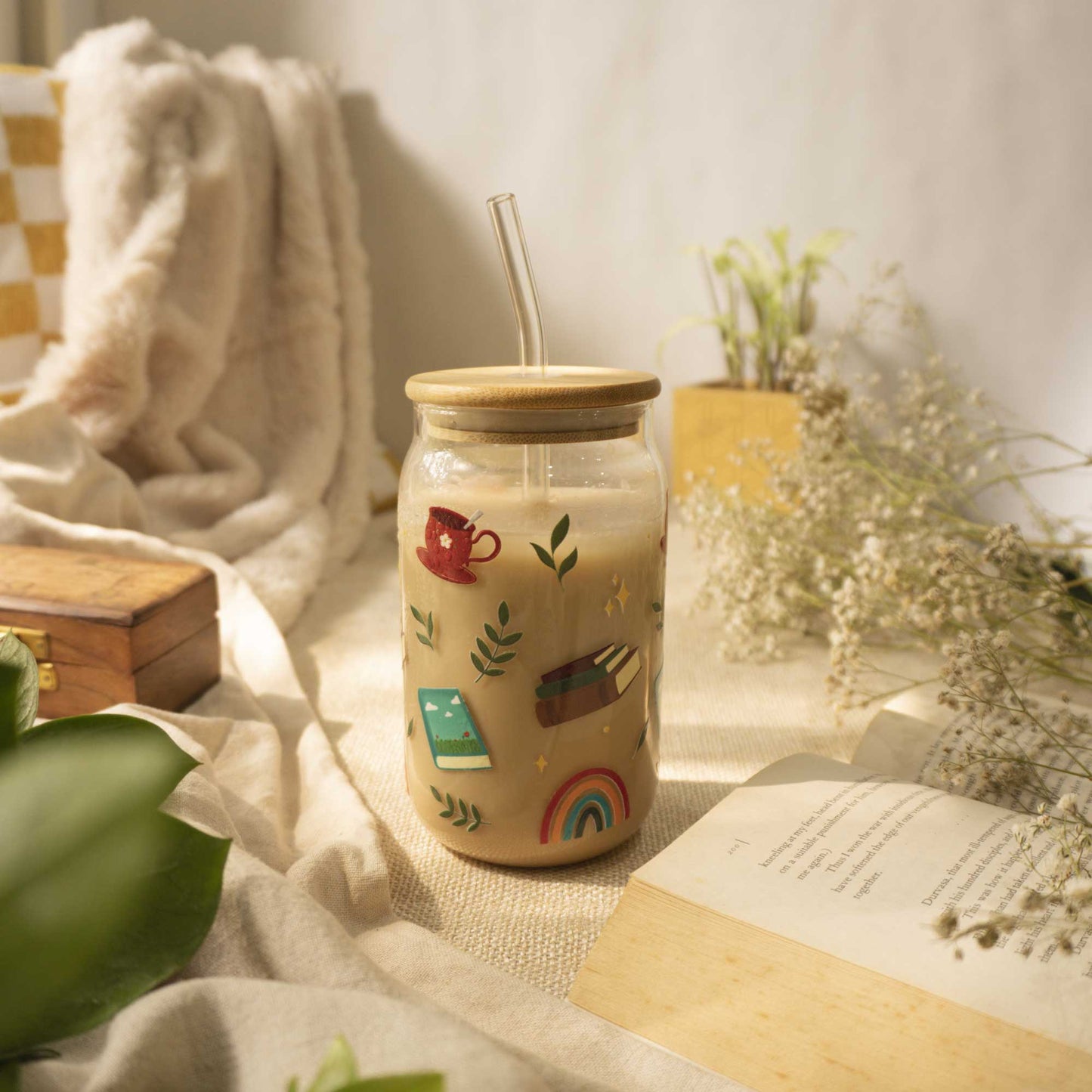 Reader's Retreat glass tumbler