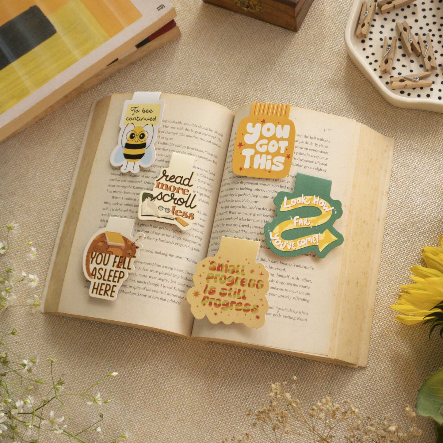 Witty & Wise Set of 6 Magnetic Bookmarks